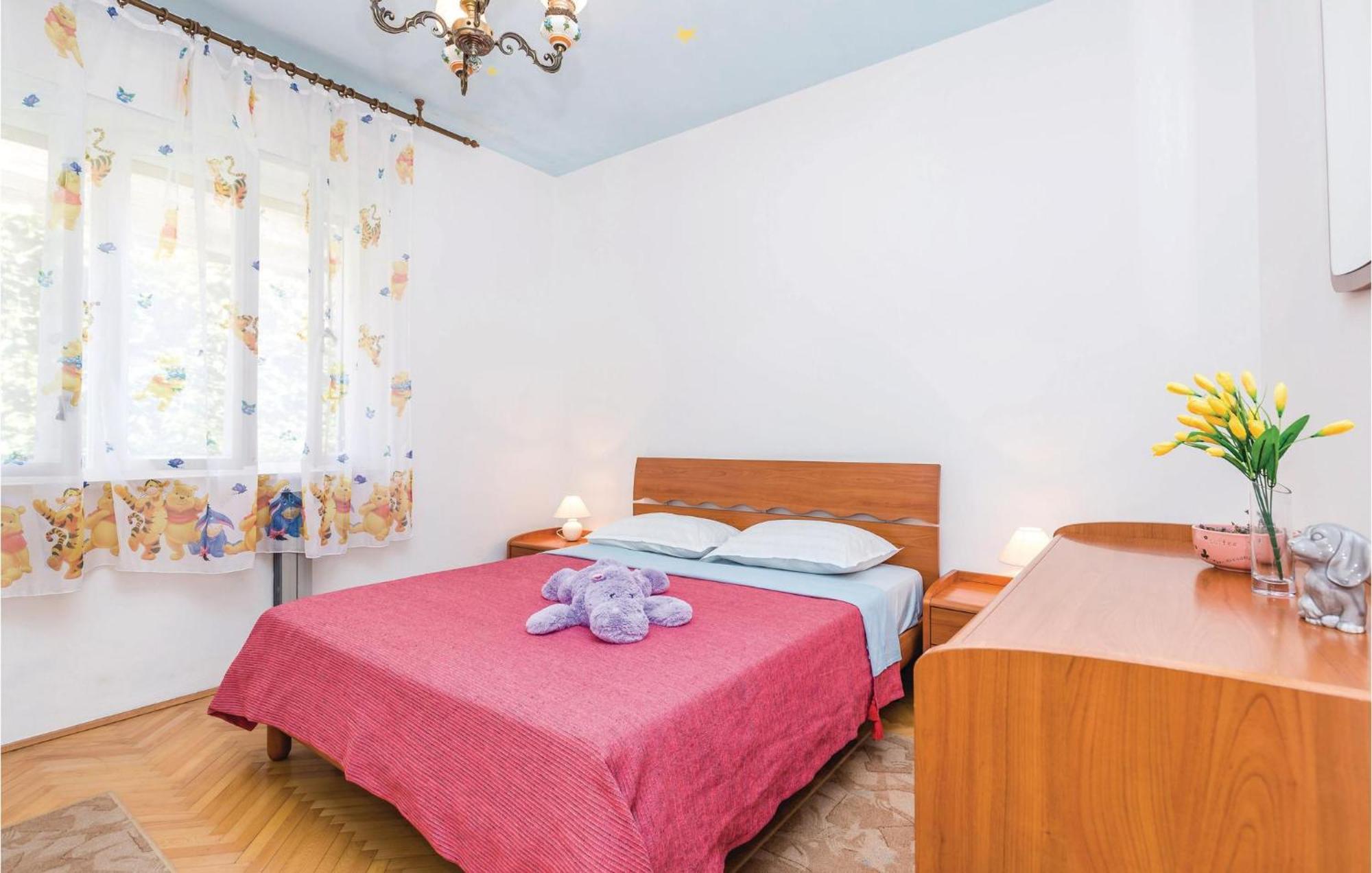 Nice Apartment In Lovran With Kitchen ภายนอก รูปภาพ